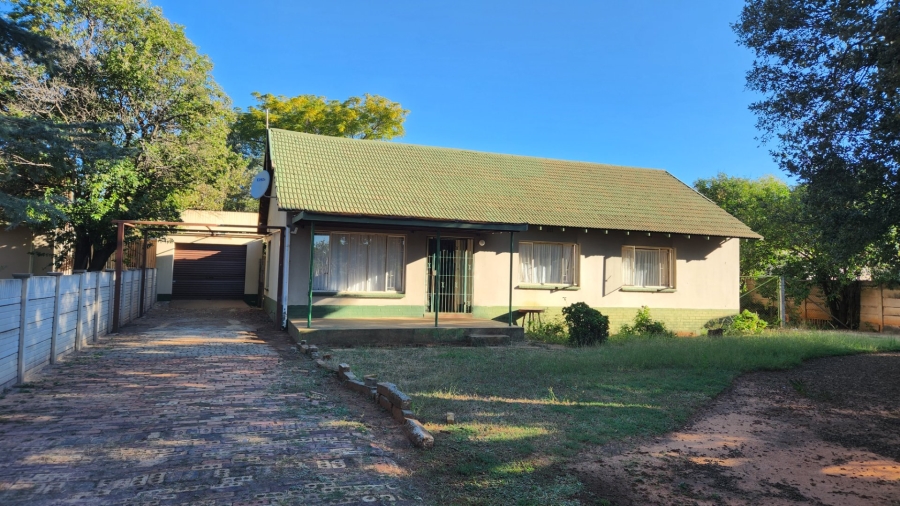 3 Bedroom Property for Sale in Stilfontein Ext 4 North West